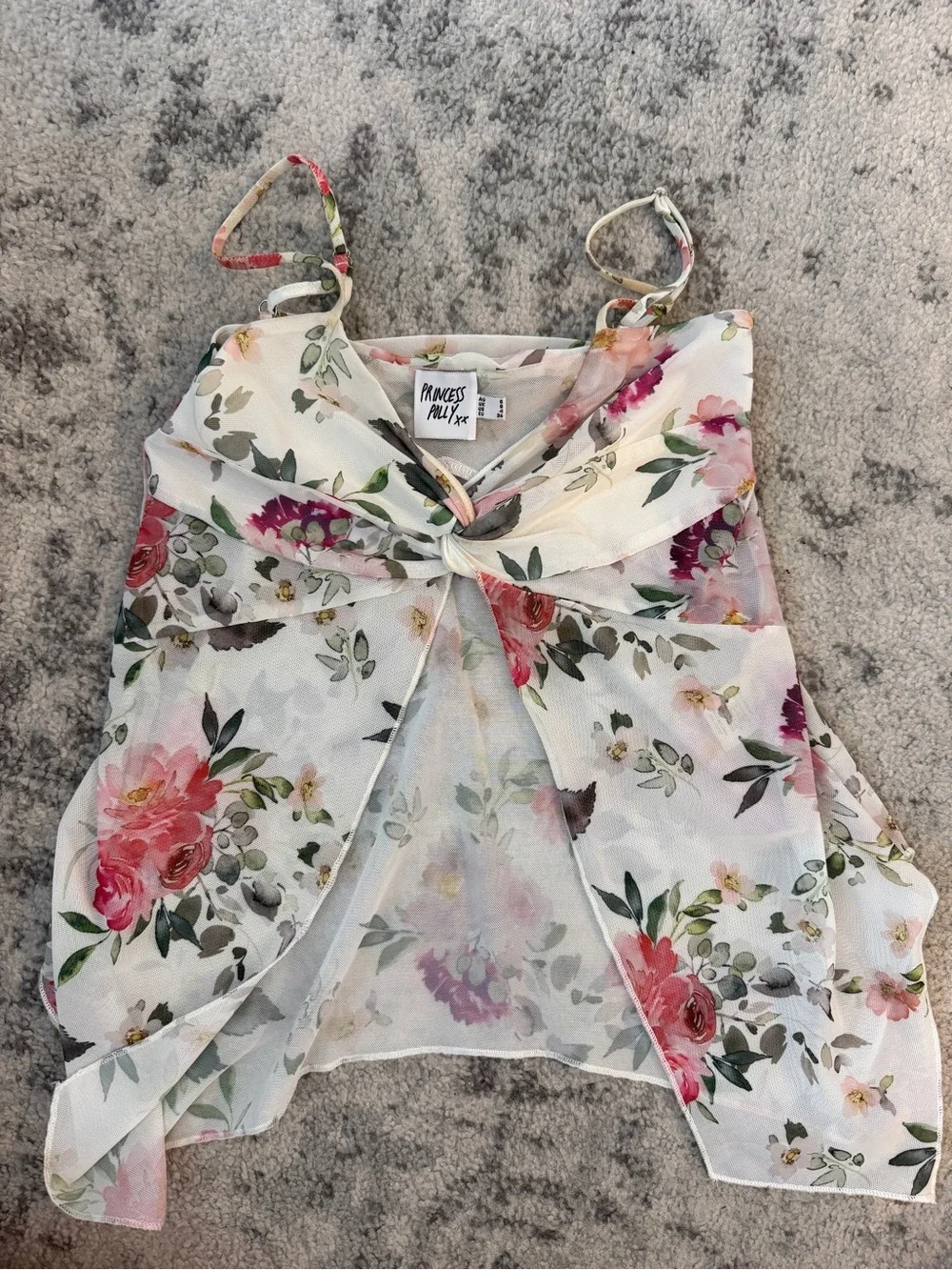 PRINCESS POLLY FALLEN ROSES TOP - Picture 2 of 2